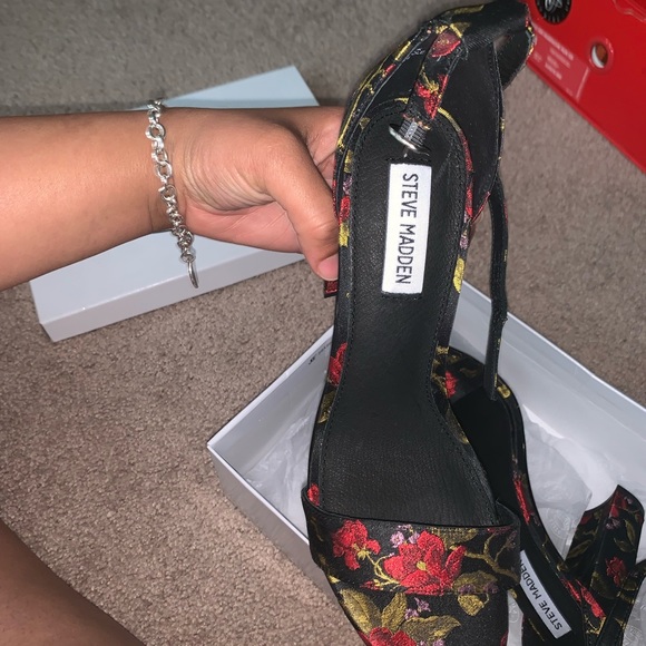 Brand new Steve Madden chunky heels size 8.5 - Picture 5 of 5